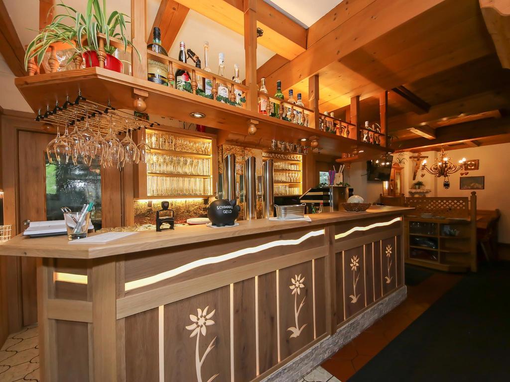 Landgasthof Neuwirt ローファー エクステリア 写真